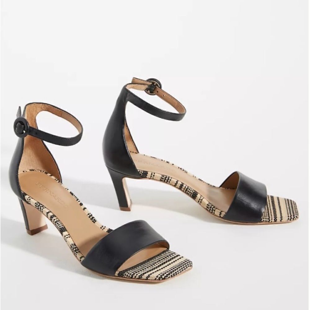 Bernardo by Anthropologie Cameron Heels
Size 7.5M